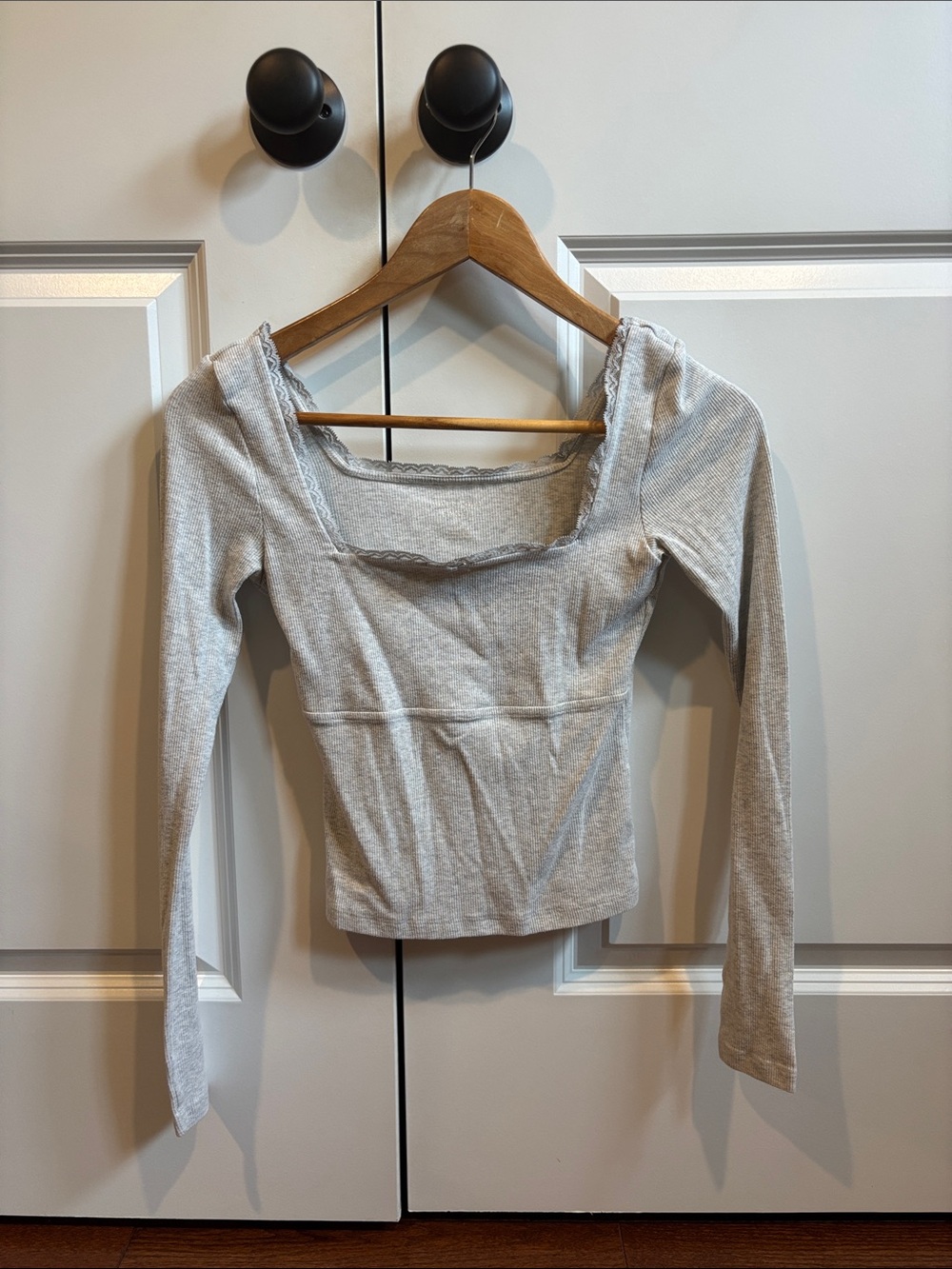 Light Gray Square Neck Long Sleeve Women’s Top